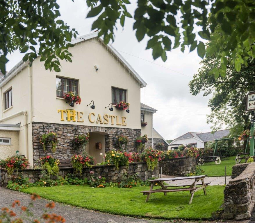 The Castle Inn Ebbw Vale Extérieur photo