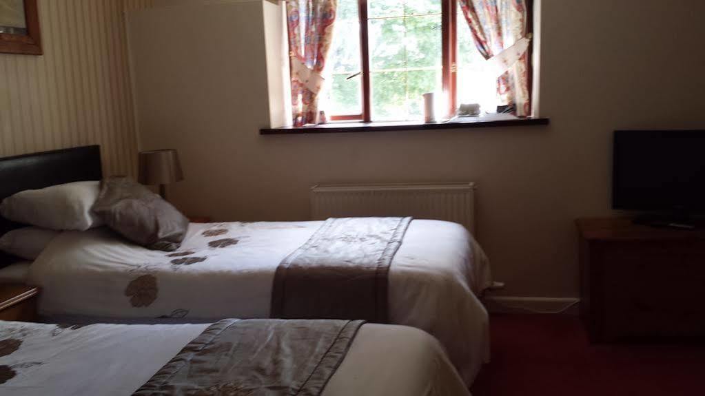 The Castle Inn Ebbw Vale Extérieur photo