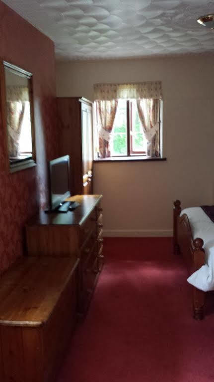 The Castle Inn Ebbw Vale Extérieur photo