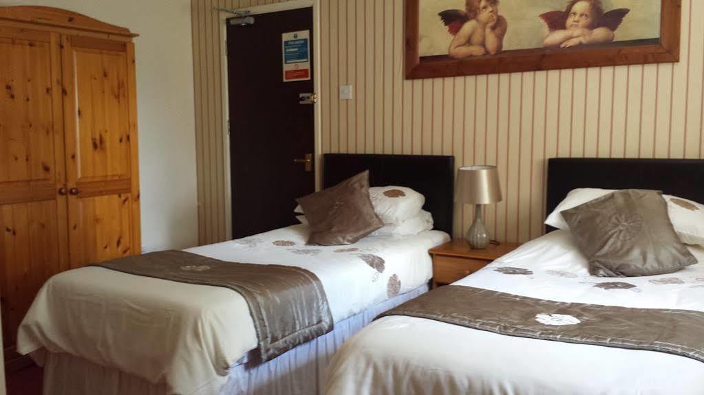 The Castle Inn Ebbw Vale Extérieur photo