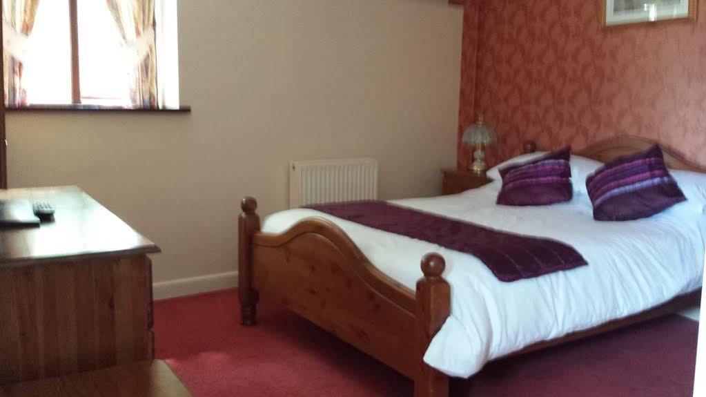 The Castle Inn Ebbw Vale Extérieur photo